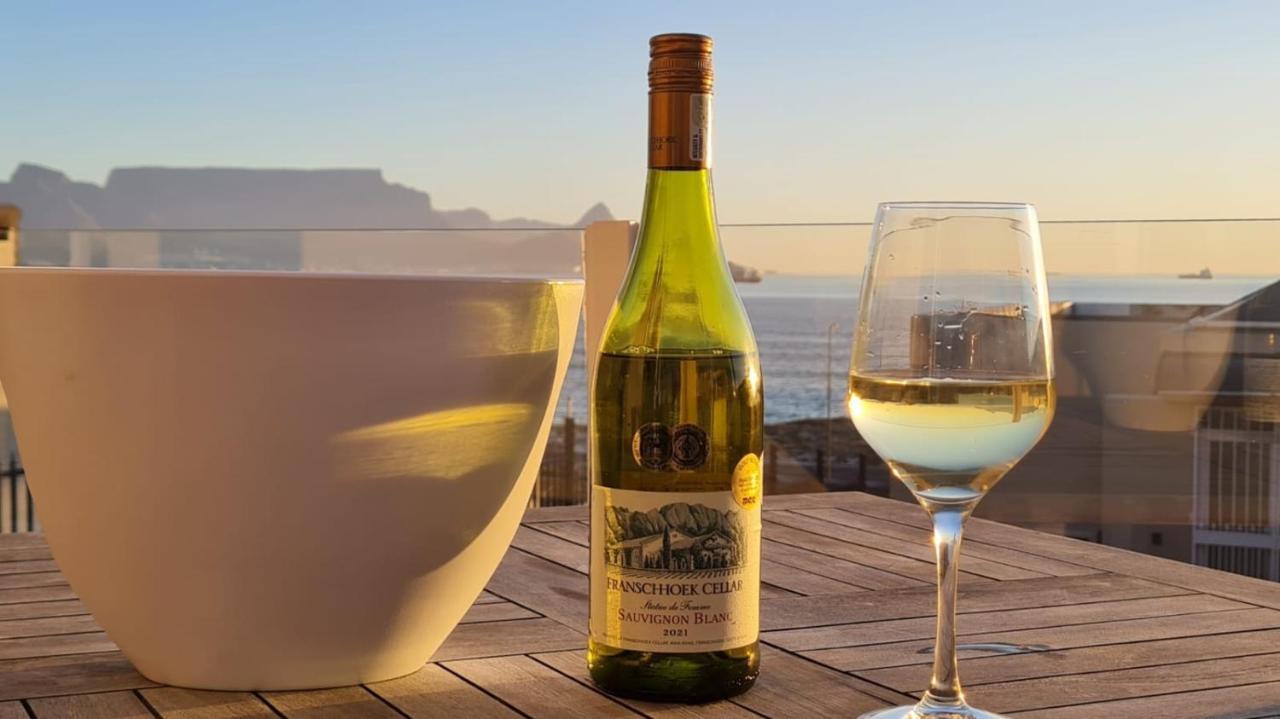 2Whitewaters Bloubergstrand Homestay Экстерьер фото